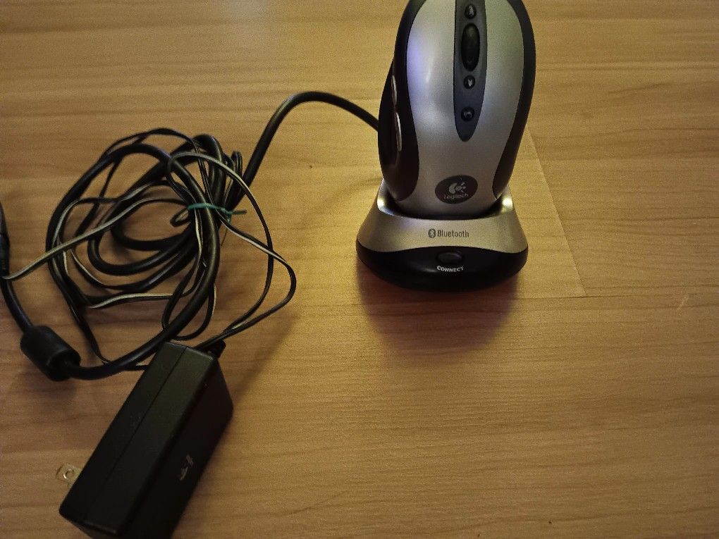 Logitech Cordless Bluetooth Mouse