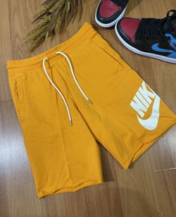 Nike Men’s Orange Shirts Size S