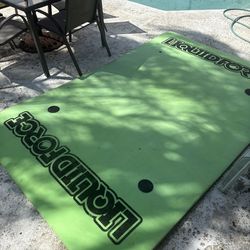 Floating Mat
