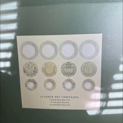 Spode Morris & Co Dinnerware Set