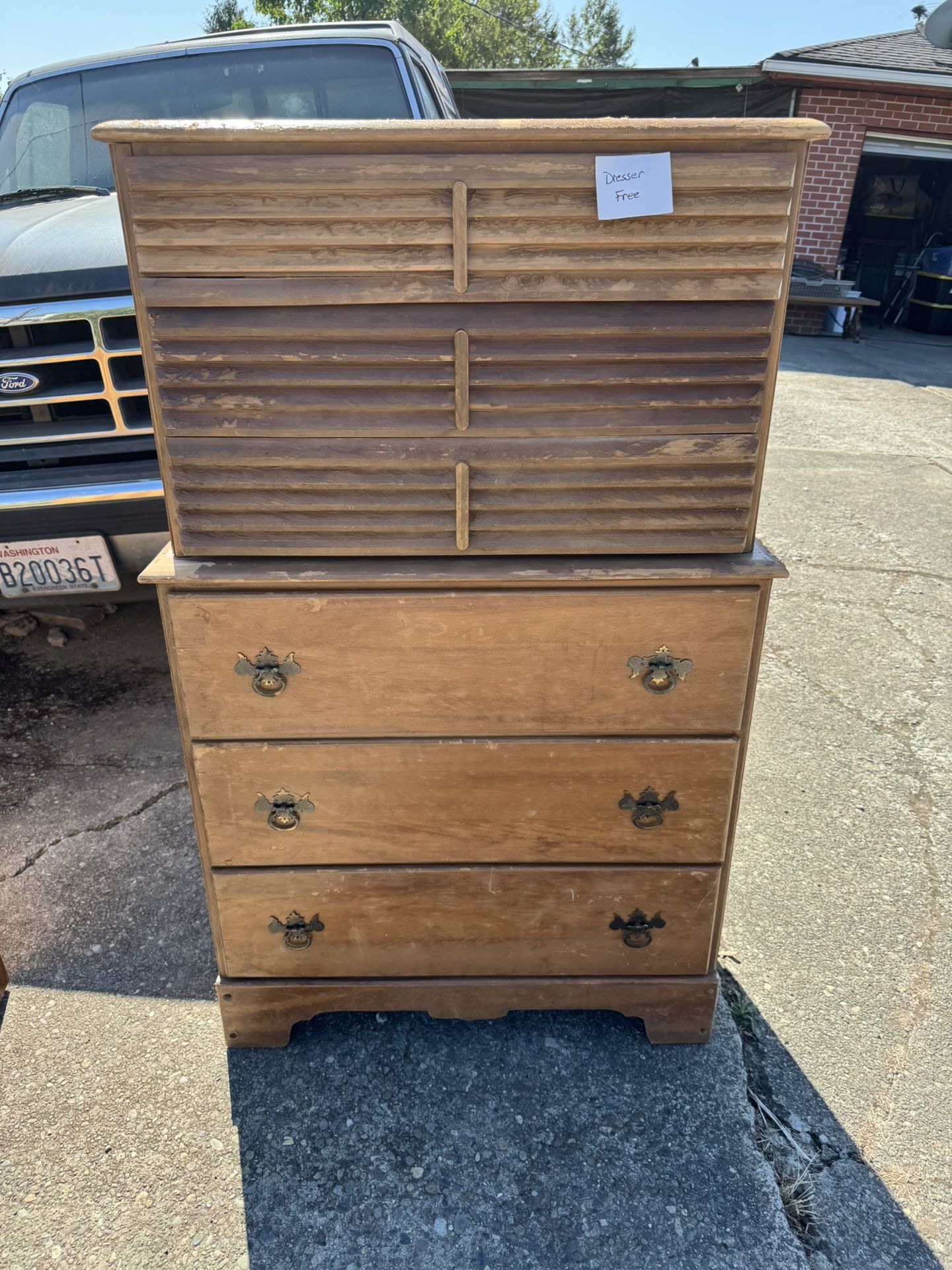 Free Dresser