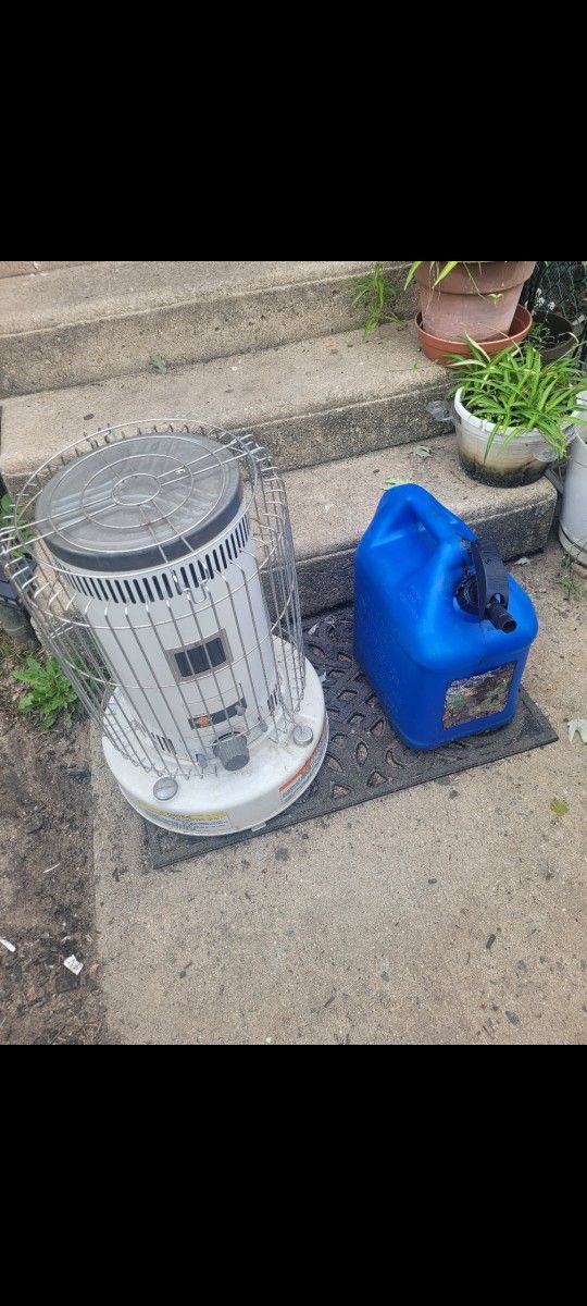 Kerosene Heater W/Kerosene