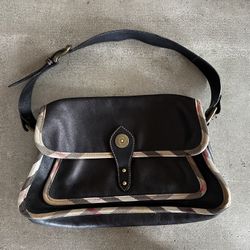 BURBERRY Nova Check Shoulder Bag Leather Black Auth 89381