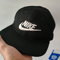 Kids Nike Hat 