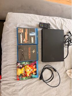 PHILIPS Blue Ray play with controller,HDMI cable and  3 blue ray movies