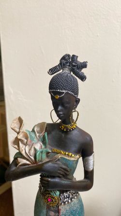 African woman resin sculpture 21”