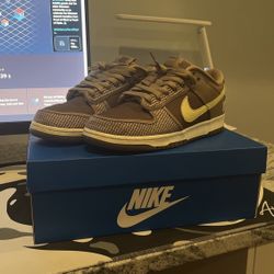 Undefeated Canteen Dunk Low Size 10