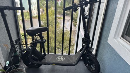 ZDZA Scooter (Fairly new/Barely used)