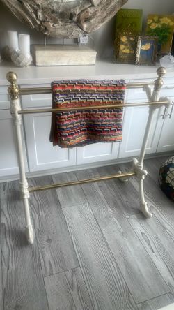 Elliot's Designs Vintage Quilt Blanket Rack