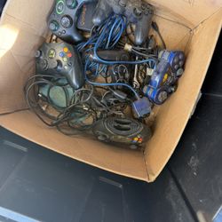 Huge Lot of Game Controllers – Xbox, PlayStation, Sega & More – As Is
