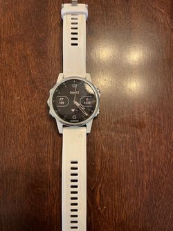 Garmin Fenix 5s Plus (42mm)