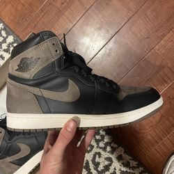 Jordan 1 Retro High OG Palomino 