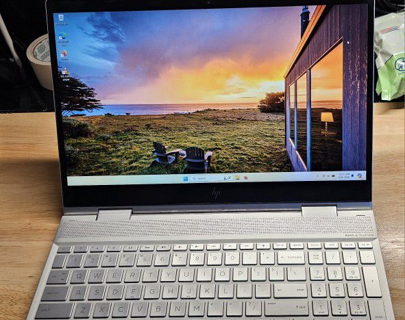 HP 2 in 1 Laptop touchscreen 15.6"
