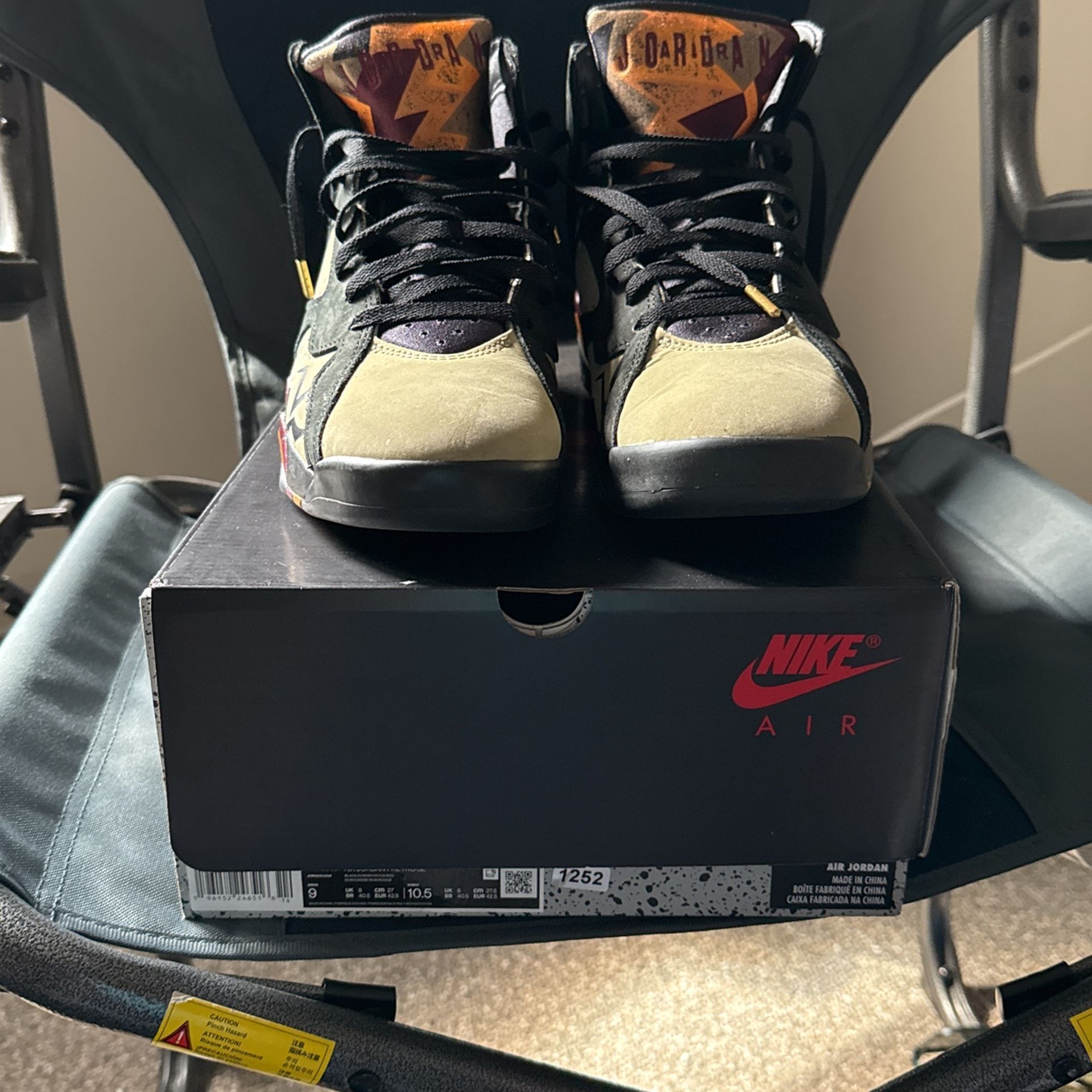 Men’s Size 9 Air Jordan 7 Retro SE Black/Olive