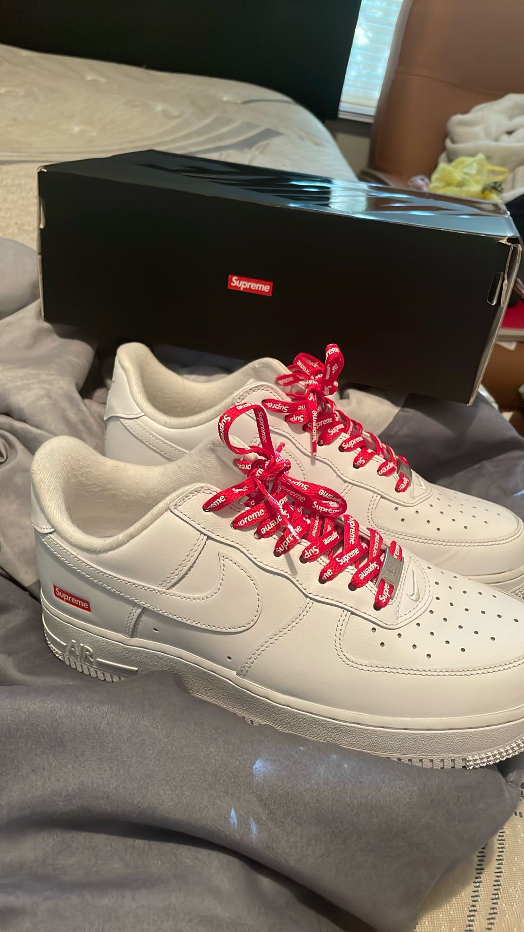 new supreme forces size 9