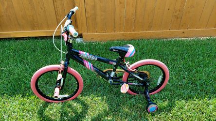 18" bike with training wheels