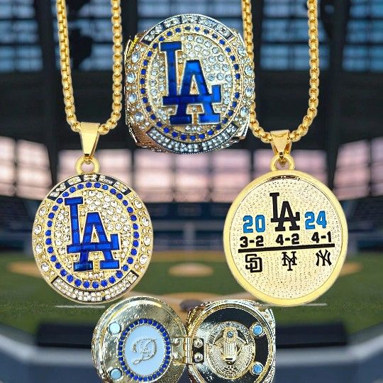 DODGERS WORLD SERIES RINGS AND CHAIN WITH PENDANTS 2024