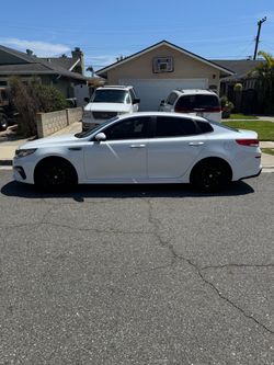 2019 KIA Optima