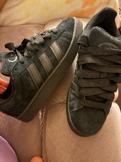 Adidas campus