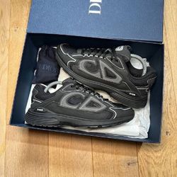 Dior B30