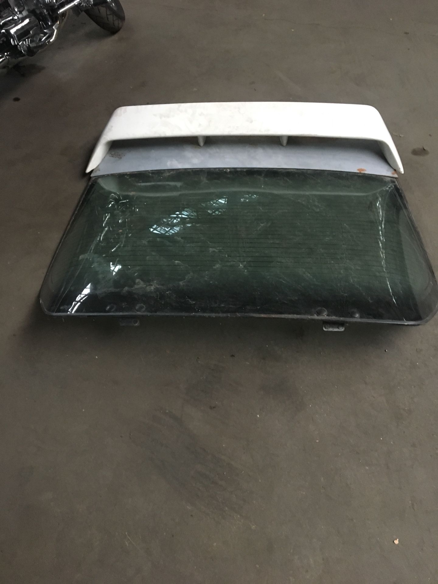 91 92 camaro z28 hatch w high rise spoiler