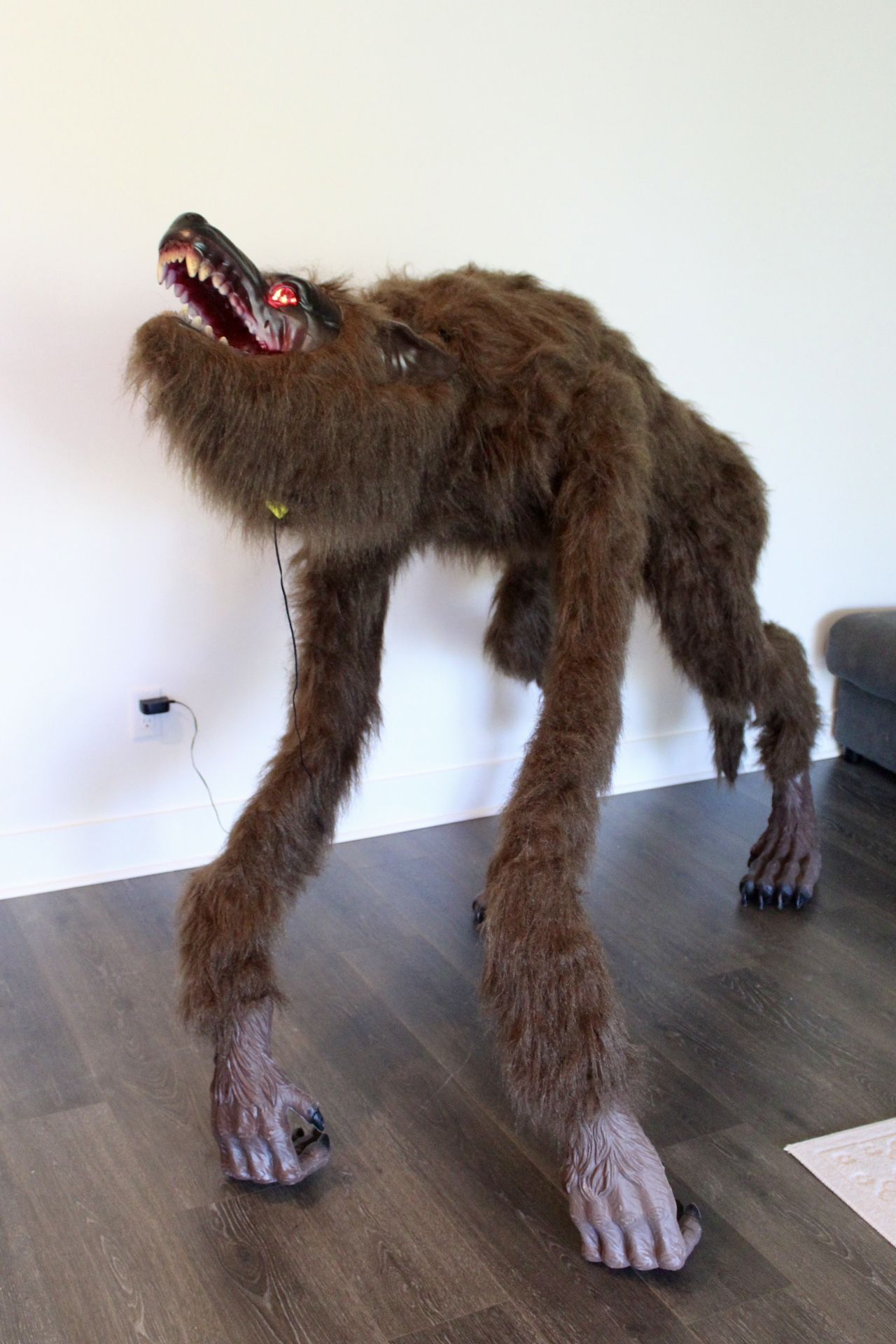 Animatronic Werewolf Halloween Decoration
