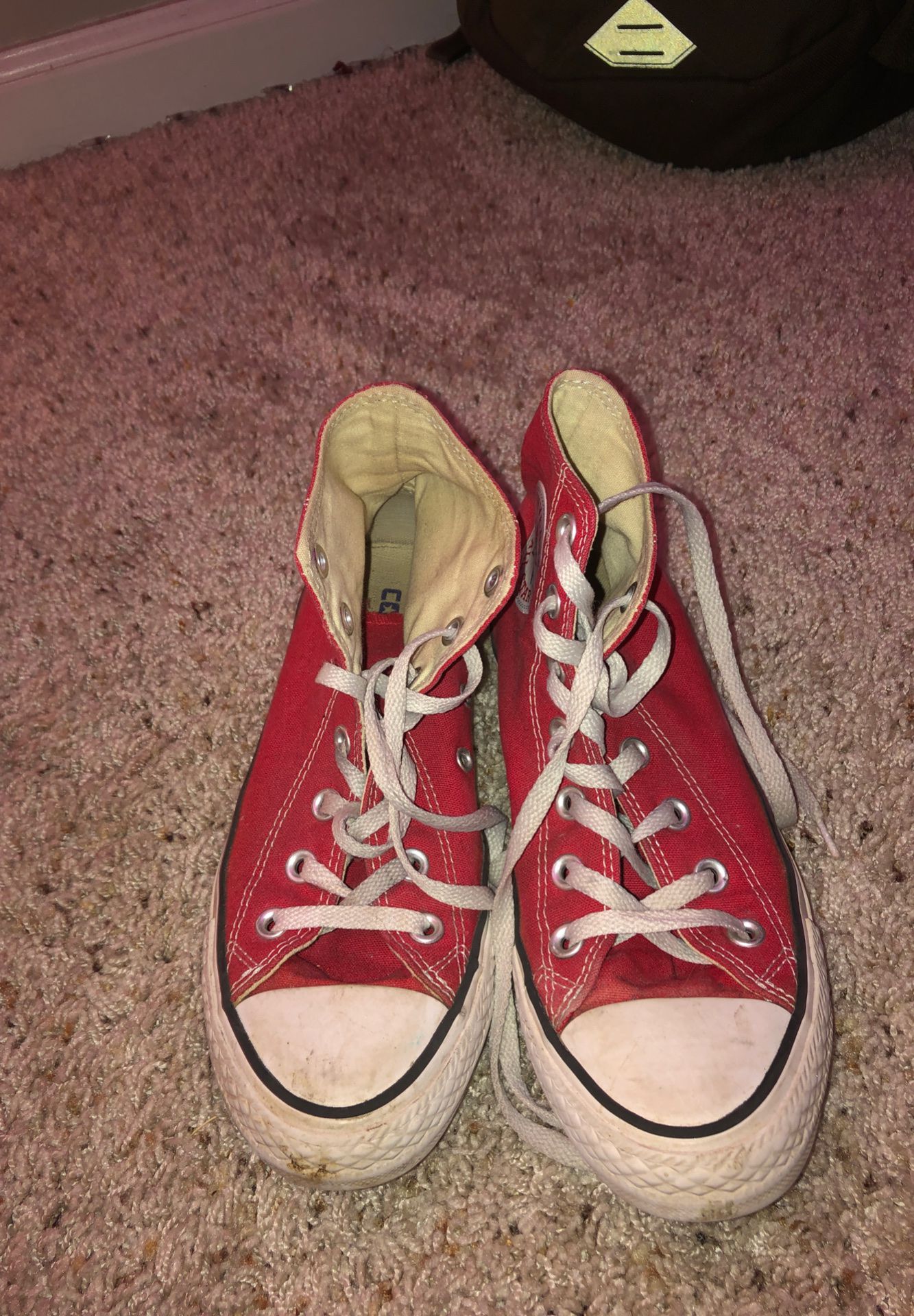 Red converse girls size 7