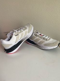 Adidas AstraStar Men’s Size 8.5 Running Shoes