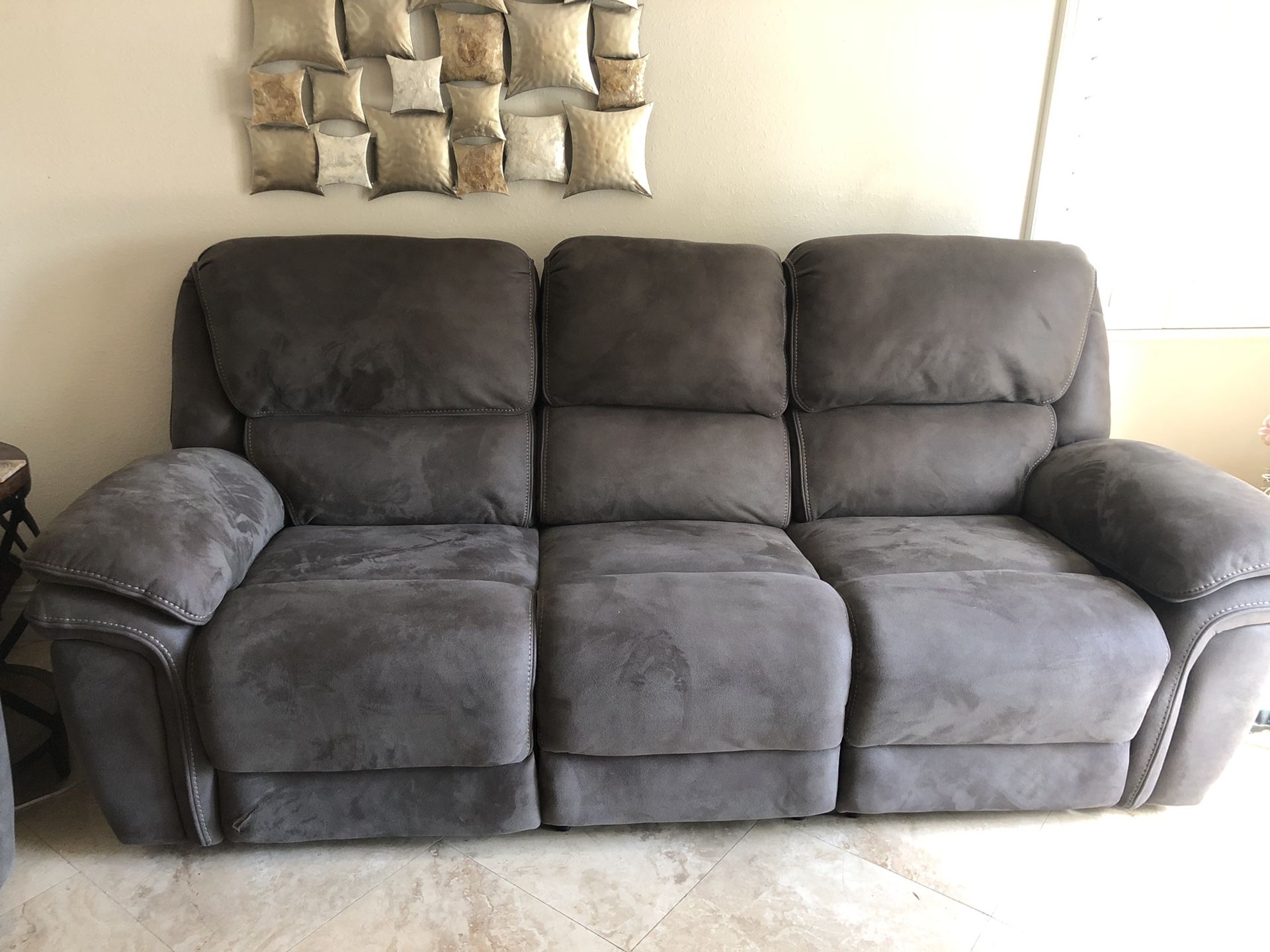 Sofá Recliner