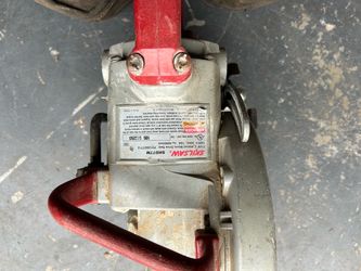 Milwaukee saw