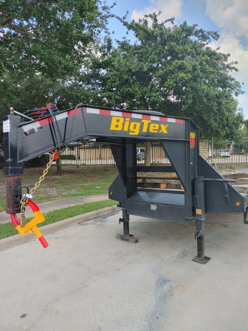2019 Big Tex 40 Foot Trailer With Mega Ramps