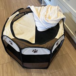 Small Dog/puppy Play Pen/tent, Blanke, Bowls- Lot