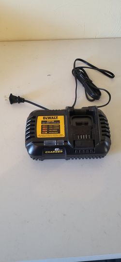 12V/20V Lithium-lon MAX 6Amp Charger