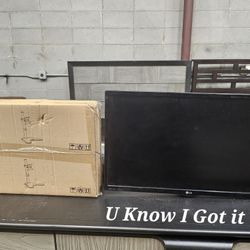24 Inch LG Computer Monitor And Mount