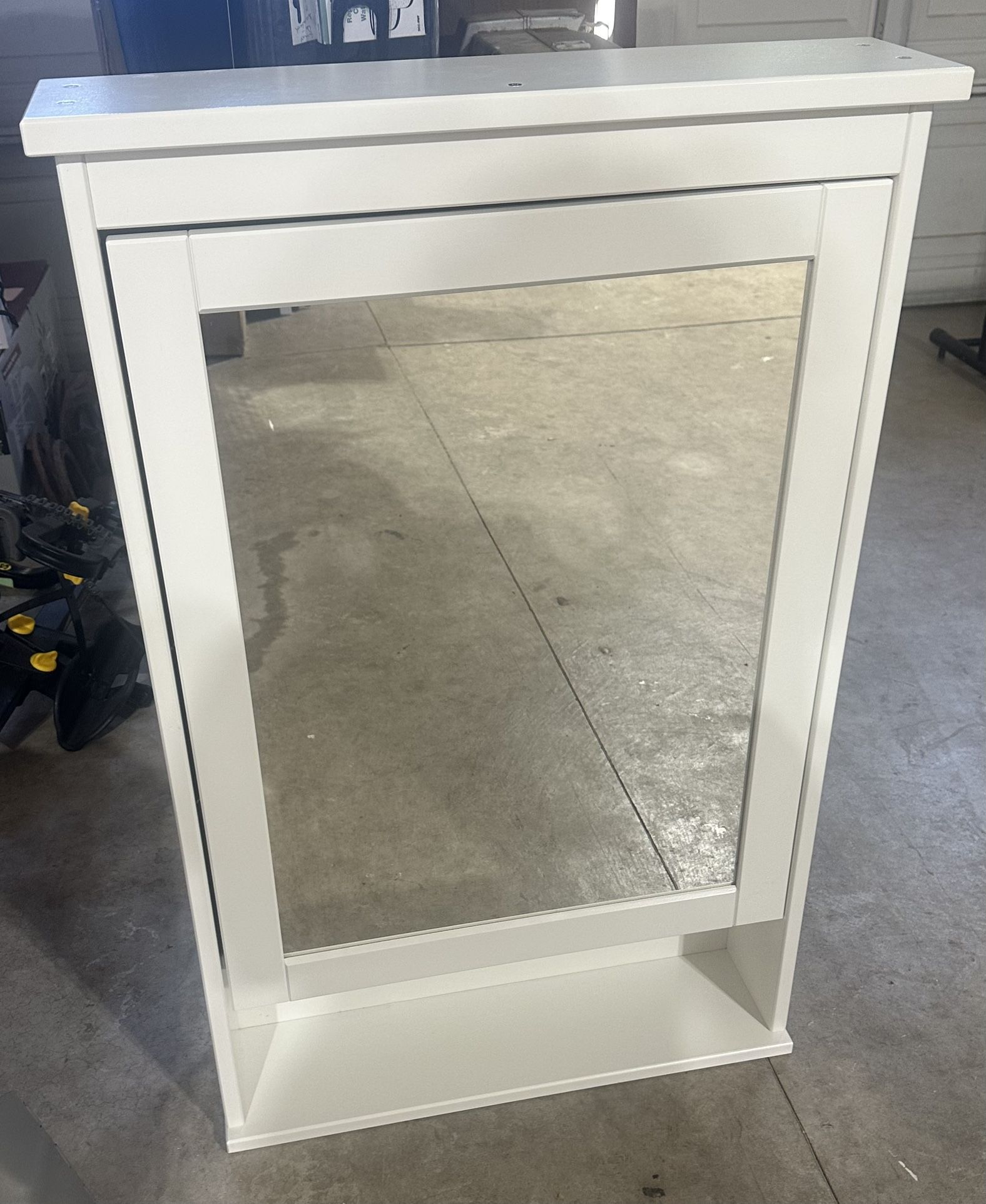 IKEA Hemnes Mirror Cabinet w/ 1 Door, White