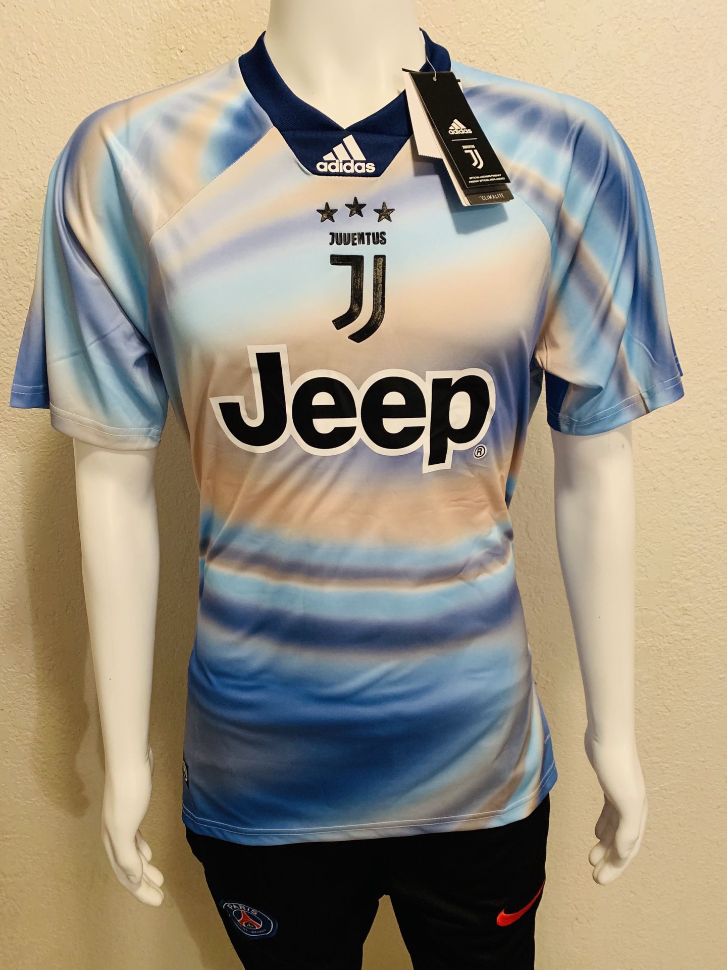 Estar satisfecho jugar Estrictamente Adidas Juventus EA Sports jersey for Sale in Moreno Valley, CA - OfferUp