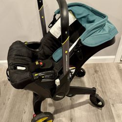 Doona Stroller & Car Seat w/ Base (Racing Green)