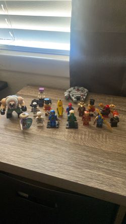 Lego mini figure Lot