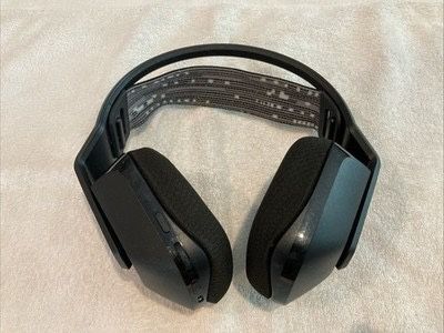 Logitec g733 headset 