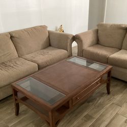 Furniture and centerpiece