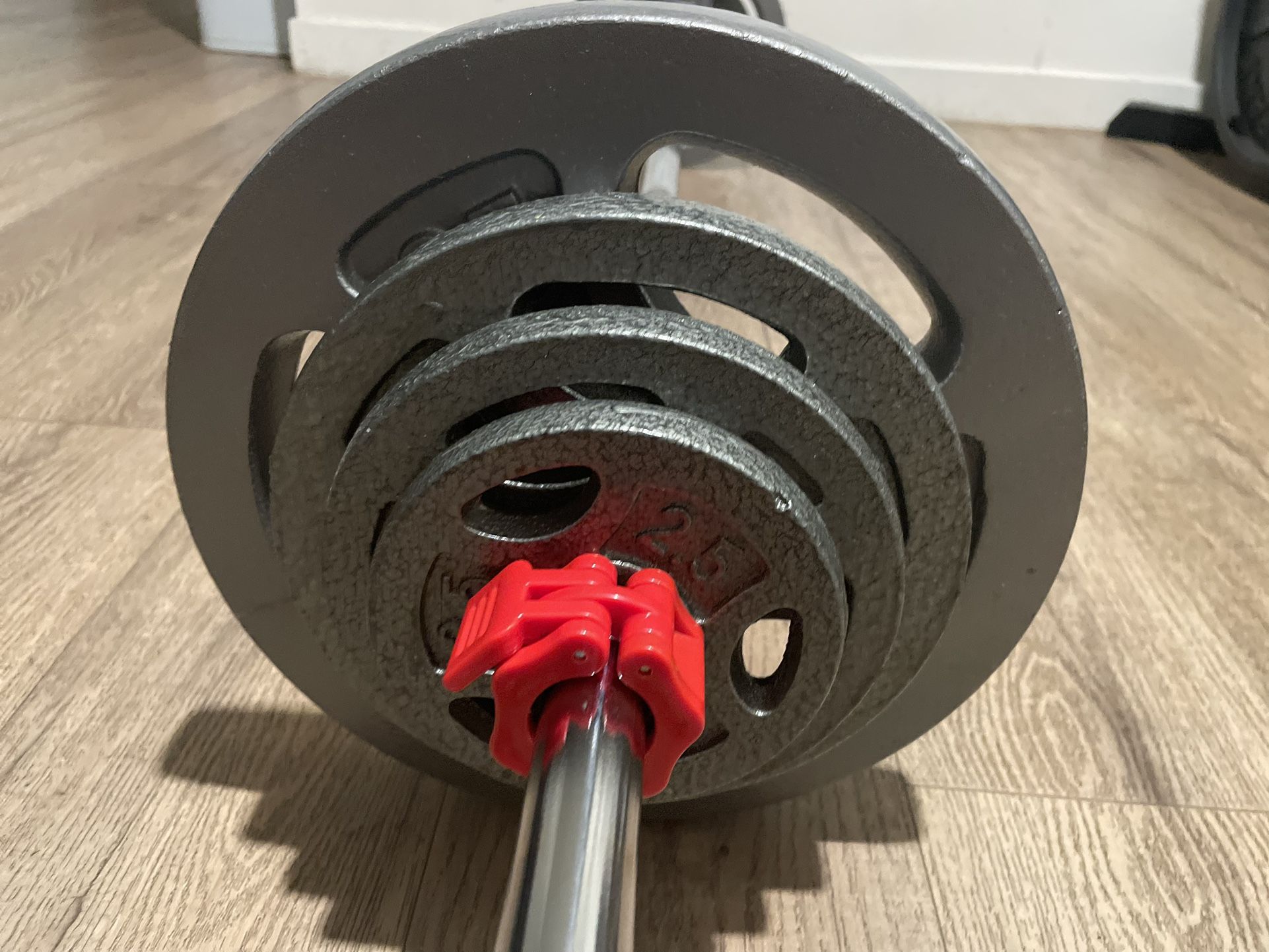 New: 6 ft Classic Steel  Barbell With CAP Weight Plates Total: 105 lbs