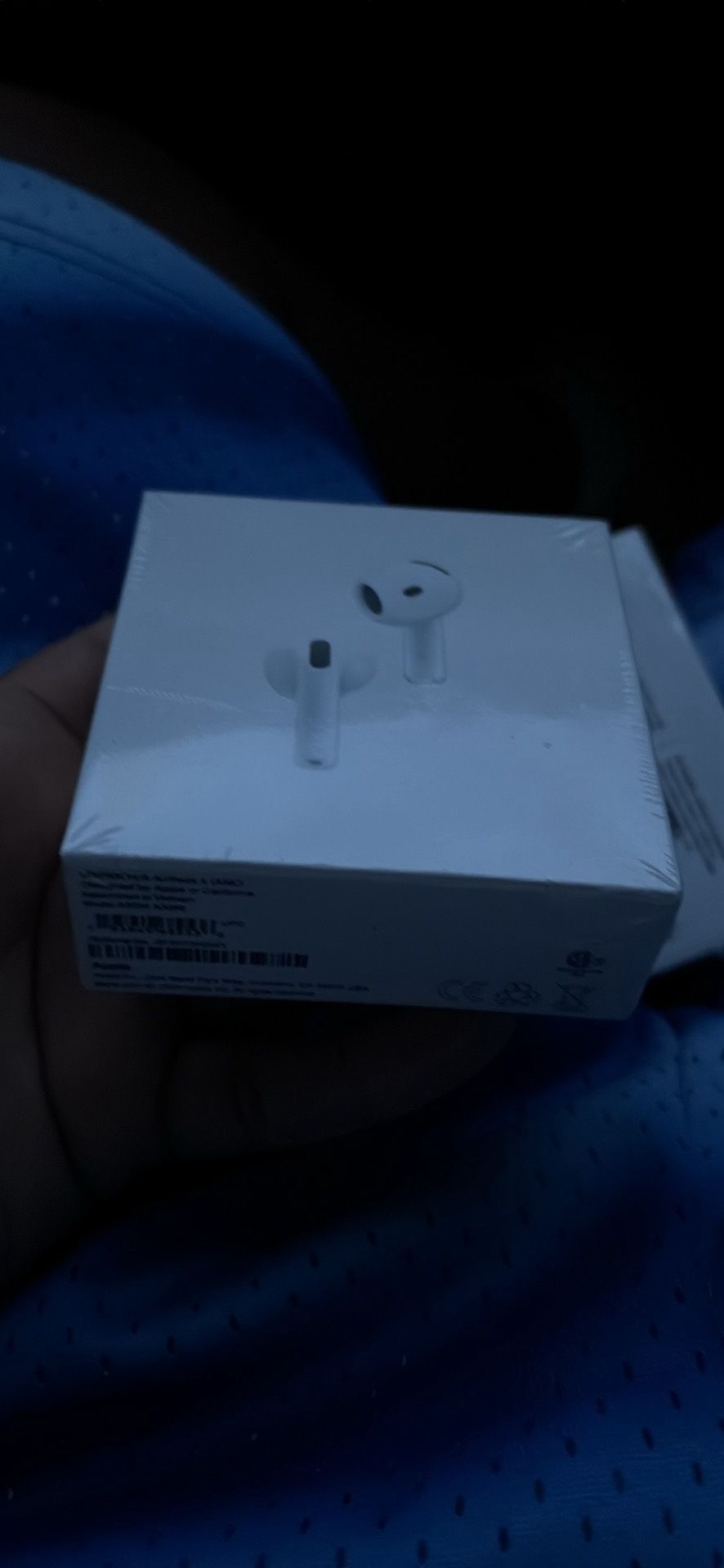 AirPod 4