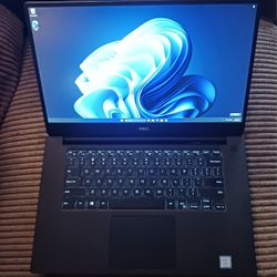 Dell XPS 16" Intel Core i7 32 GB RAM 512 GB SSD Nvidia 4 GB DDR5 Graphics 1080P LCD Webcam Windows 11 Professional 
