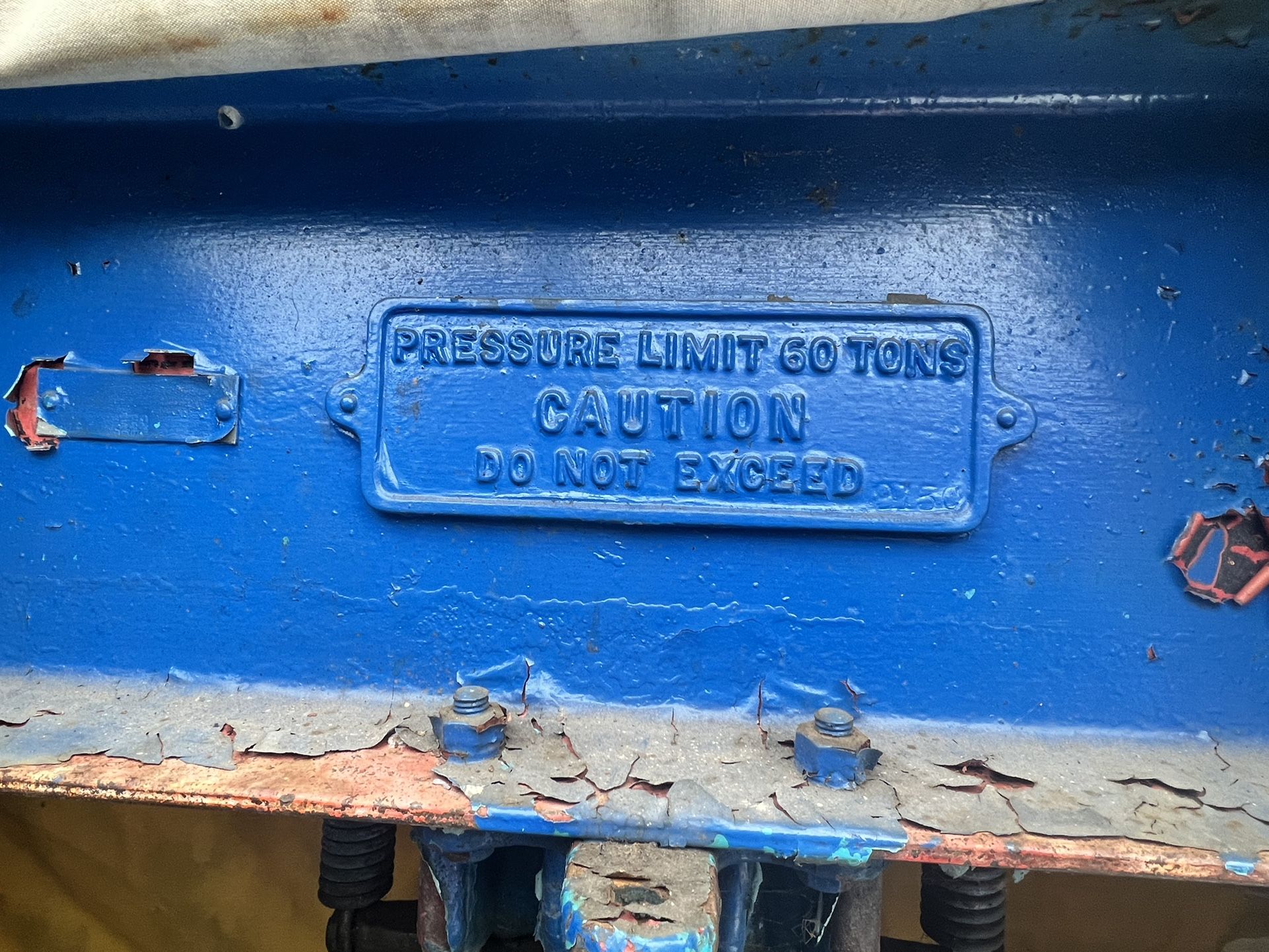 60 Ton Hydraulic Shop Press