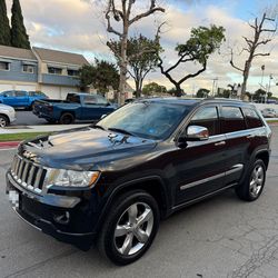 2013 Jepp Grand Cherokee Overland