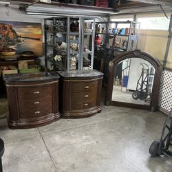 Wooden Dressers with Mirror