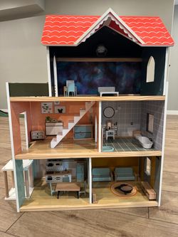 Doll House