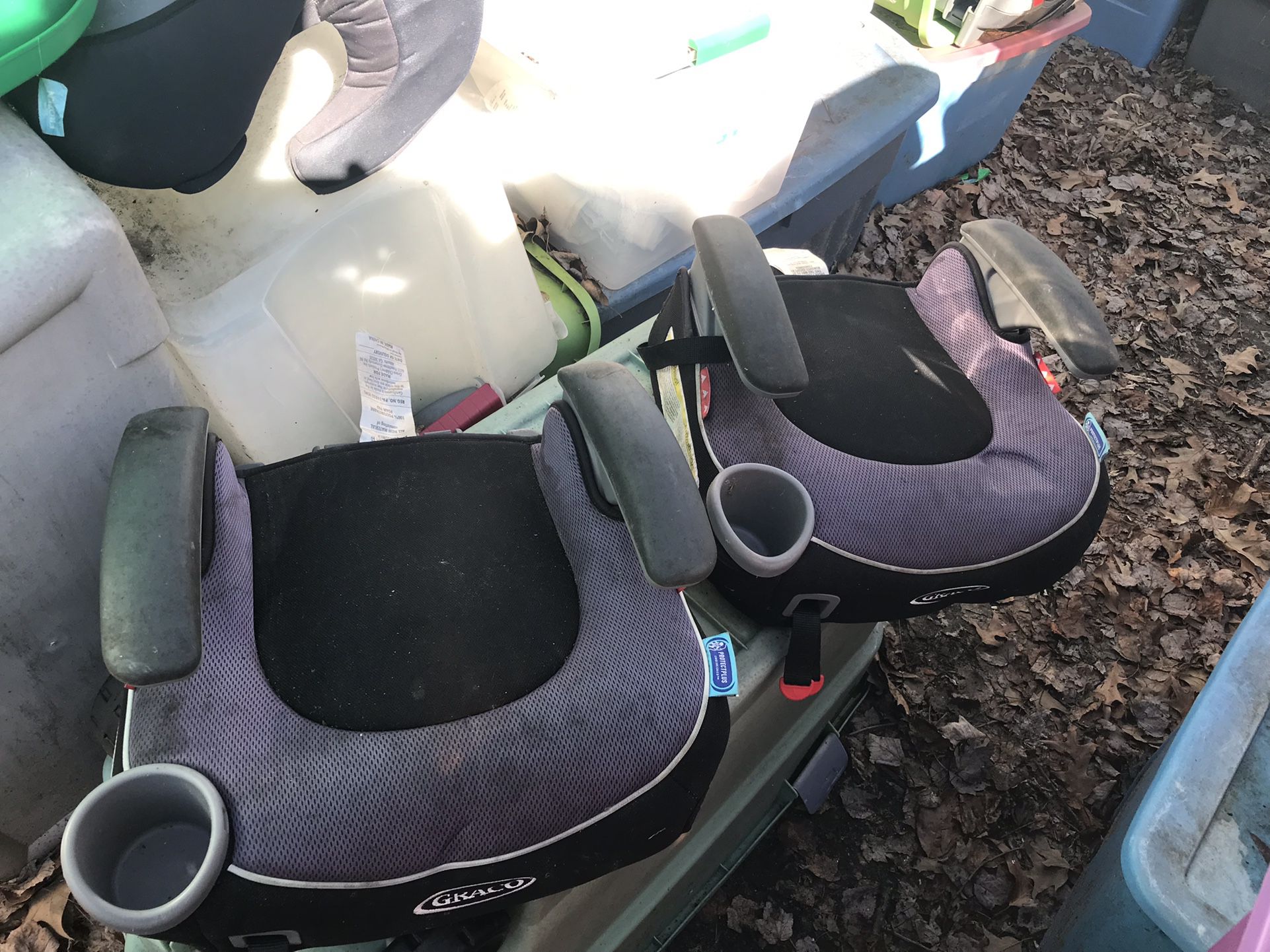 Nice Graco Booster Car Seats Only $25 Each Firm