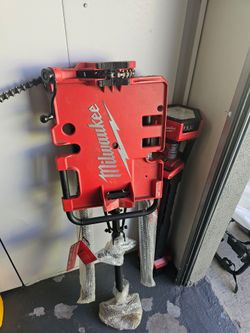 Milwaukee chain vise