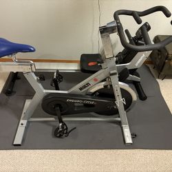 FREE Stationary/spinning Bike 